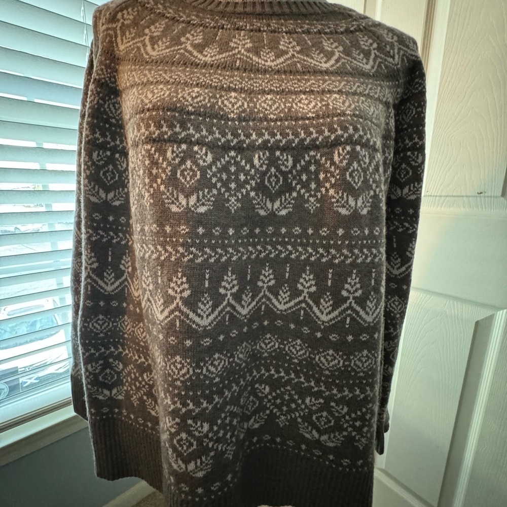 Garnet Hill Brown and Cream Patterned Turtleneck Sweater